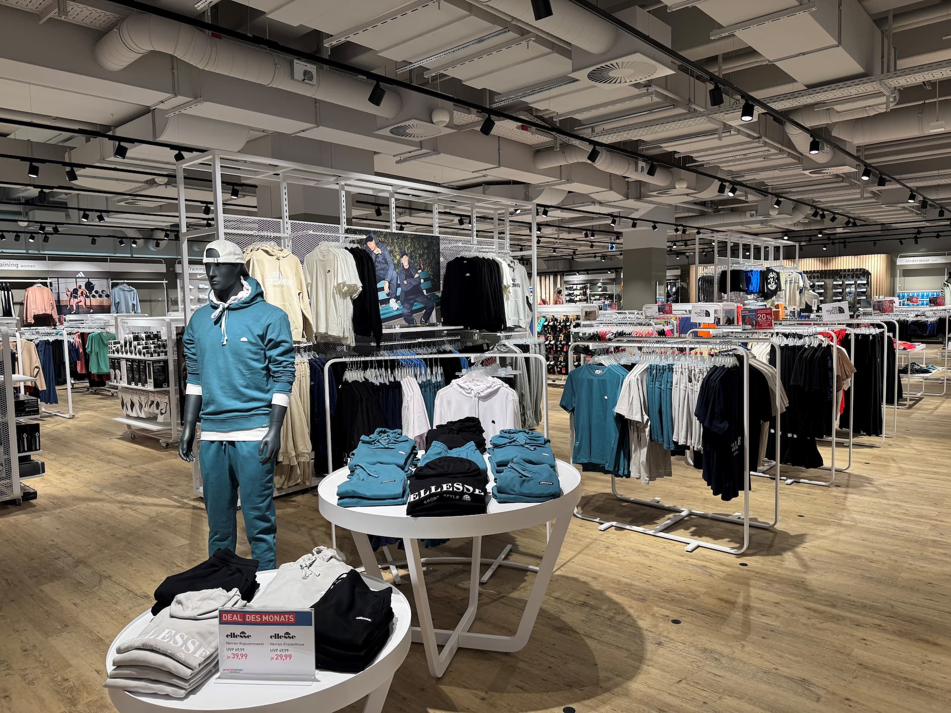Our Stores | Cisalfa Group